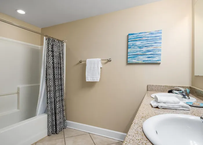 Sanibel 1202 *